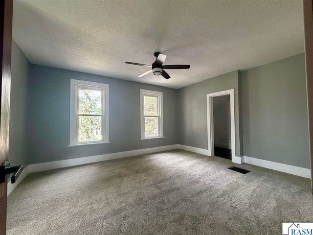 121 N Webster Street, Kasota, MN 56050