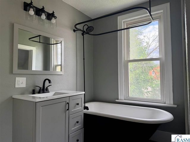 121 N Webster Street, Kasota, MN 56050
