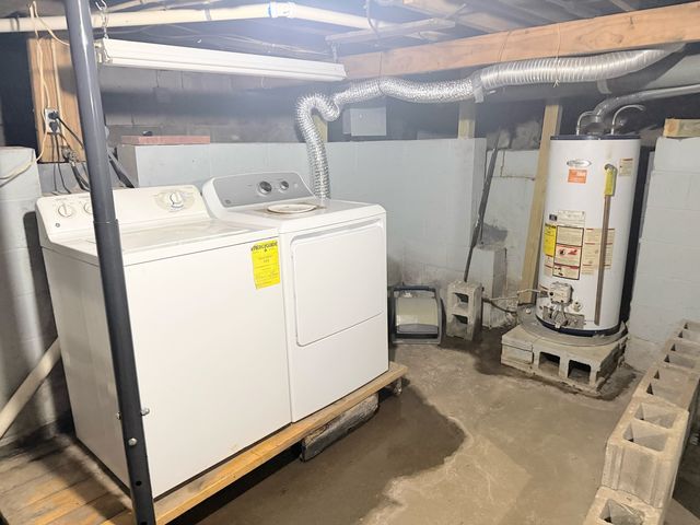 820 S 10th St Street, Herrin, IL 62948