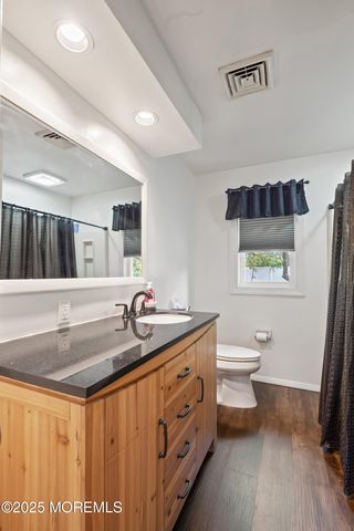 44 Tulsa Drive S, Barnegat, NJ 08005
