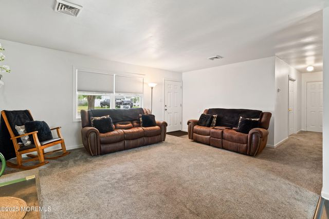 44 Tulsa Drive S, Barnegat, NJ 08005