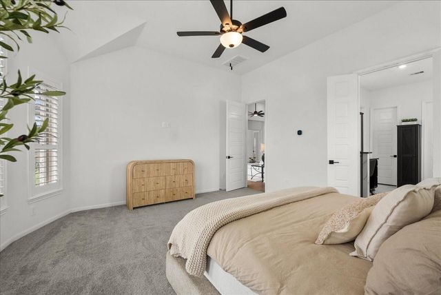 4927 Dickens Landing Drive, League City, TX 77573