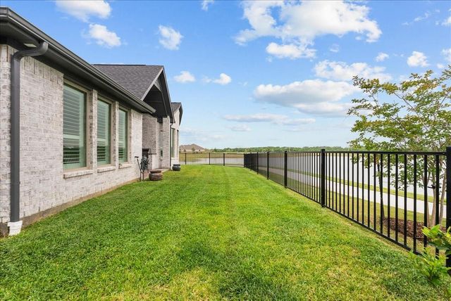 4927 Dickens Landing Drive, League City, TX 77573