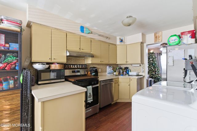 1902 Breckenridge Place, Toms River, NJ 08755