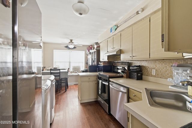 1902 Breckenridge Place, Toms River, NJ 08755