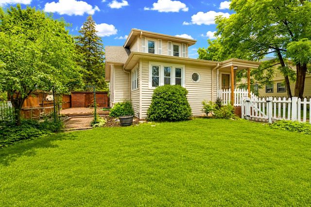 1500 E Kensington BOULEVARD, Shorewood, WI 53211