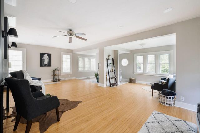 1500 E Kensington BOULEVARD, Shorewood, WI 53211