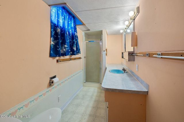711 E Mullan AVE, Post Falls, ID 83854