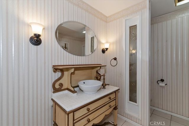 495 Zuger Court, Crestline, CA 92325