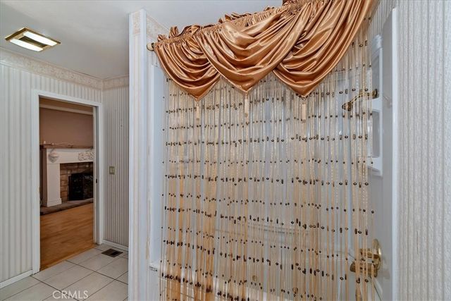 495 Zuger Court, Crestline, CA 92325