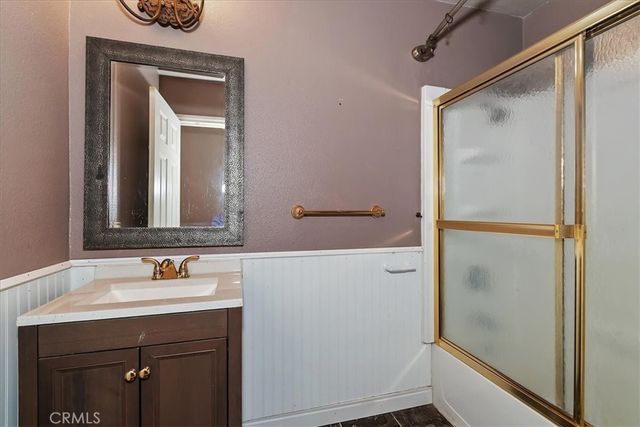 495 Zuger Court, Crestline, CA 92325