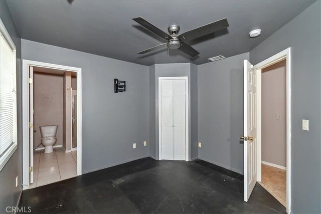 495 Zuger Court, Crestline, CA 92325