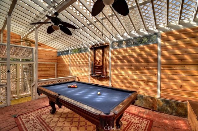 495 Zuger Court, Crestline, CA 92325