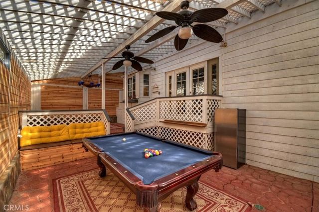 495 Zuger Court, Crestline, CA 92325