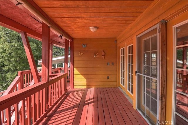 495 Zuger Court, Crestline, CA 92325