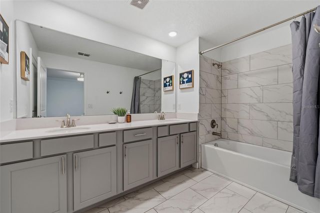 976 LEADER STREET, Davenport, FL 33896