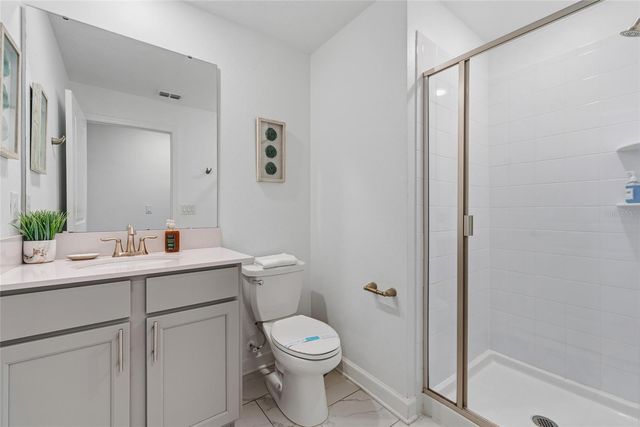 976 LEADER STREET, Davenport, FL 33896