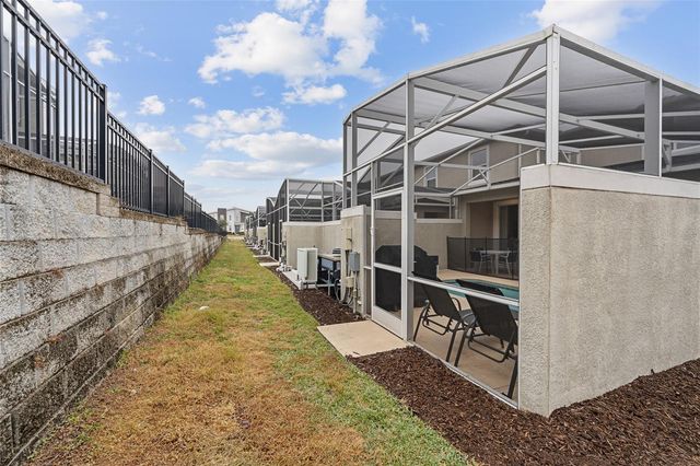 976 LEADER STREET, Davenport, FL 33896