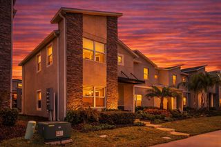 976 LEADER STREET, Davenport, FL 33896