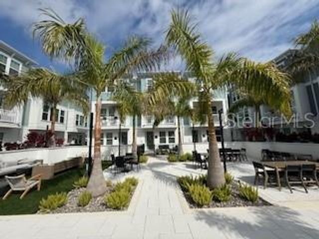 3137 4TH TERRACE N, St Petersburg, FL 33713