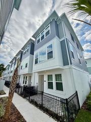 3137 4TH TERRACE N, St Petersburg, FL 33713