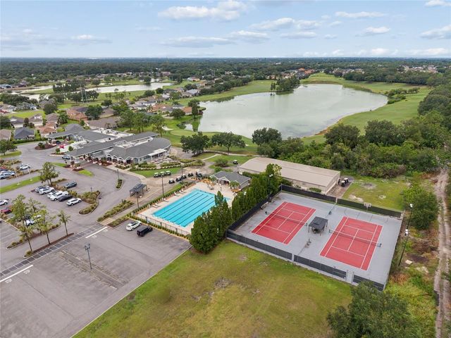 1233 VISTA HILLS DRIVE, Lakeland, FL 33813