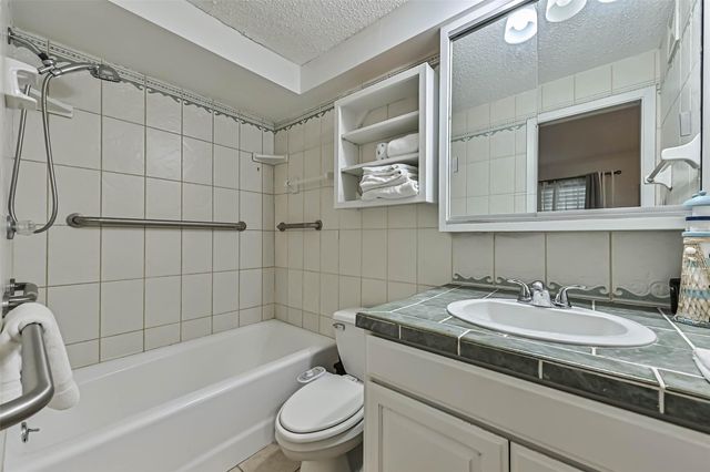 7310 Seawall Boulevard 807, Galveston, TX 77551