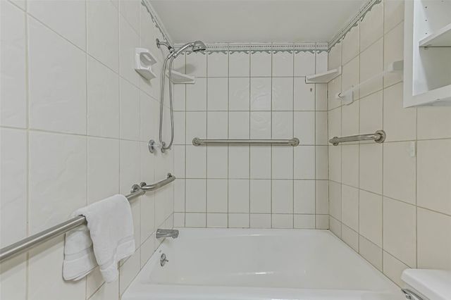 7310 Seawall Boulevard 807, Galveston, TX 77551