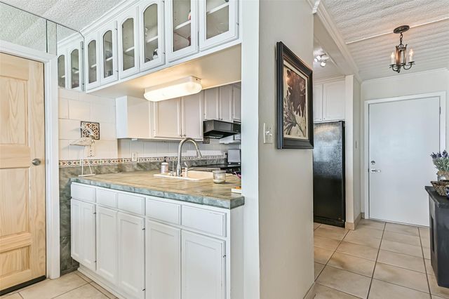 7310 Seawall Boulevard 807, Galveston, TX 77551