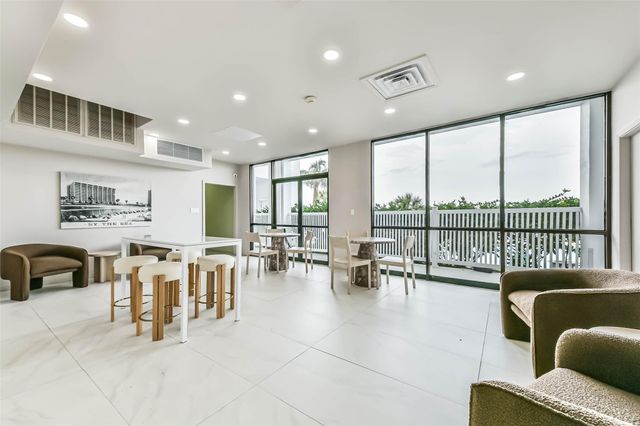 7310 Seawall Boulevard 807, Galveston, TX 77551