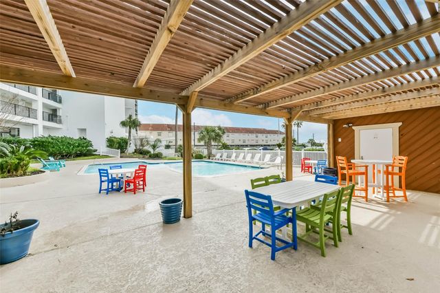 7310 Seawall Boulevard 807, Galveston, TX 77551