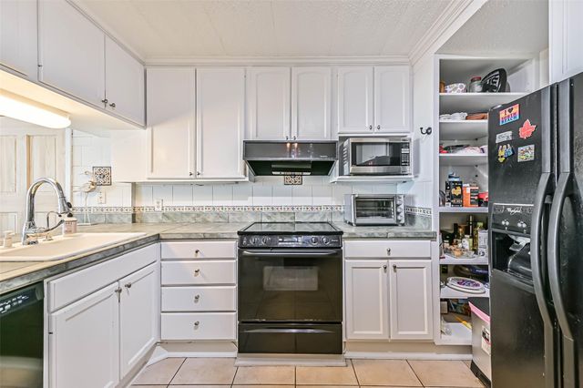 7310 Seawall Boulevard 807, Galveston, TX 77551