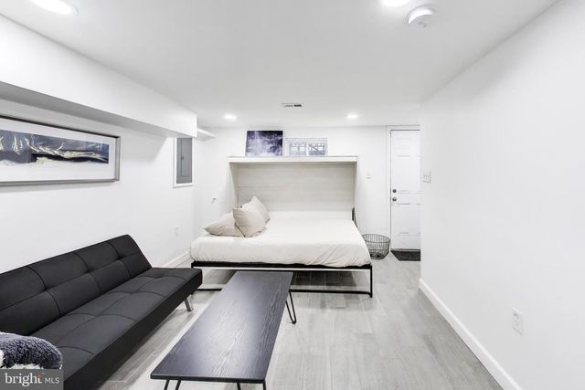1310 DEXTER TER SE, Washington, DC 20020