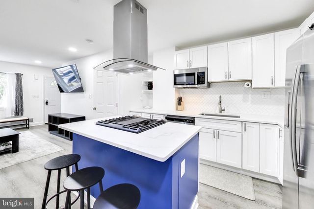 1310 DEXTER TER SE, Washington, DC 20020