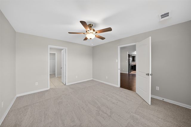 178 Presidents Way, Venus, TX 76084