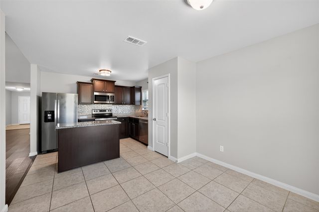 178 Presidents Way, Venus, TX 76084