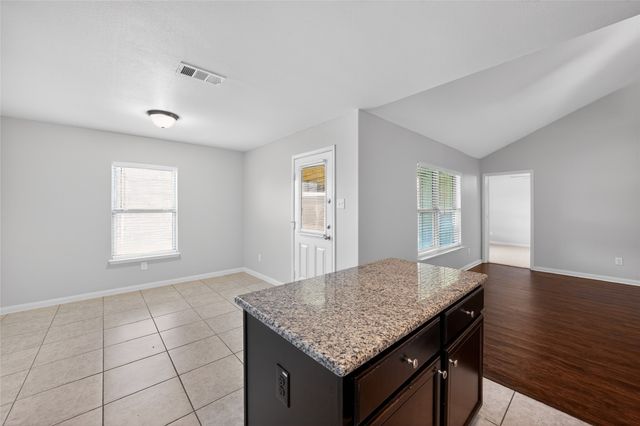 178 Presidents Way, Venus, TX 76084