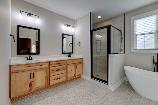314 Clarabelle Ln, Clarksville, TN 37040