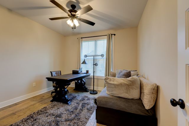 314 Clarabelle Ln, Clarksville, TN 37040