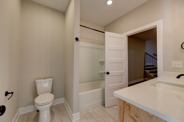 314 Clarabelle Ln, Clarksville, TN 37040
