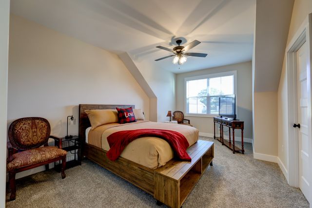 314 Clarabelle Ln, Clarksville, TN 37040