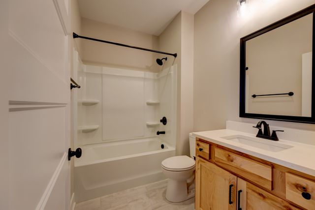 314 Clarabelle Ln, Clarksville, TN 37040