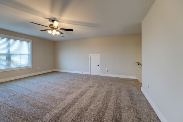 314 Clarabelle Ln, Clarksville, TN 37040