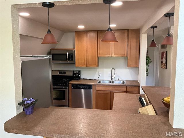 103 Branch Drive, Edwardsville, IL 62025