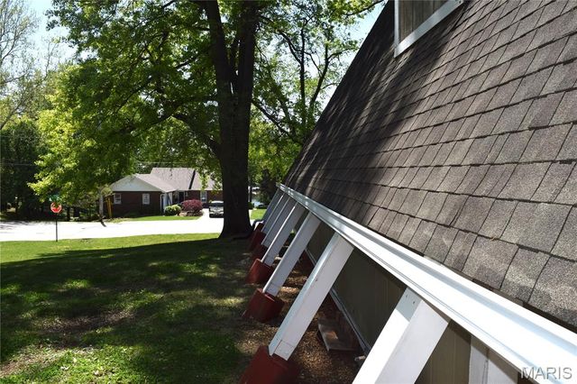 103 Branch Drive, Edwardsville, IL 62025