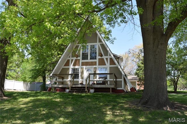 103 Branch Drive, Edwardsville, IL 62025