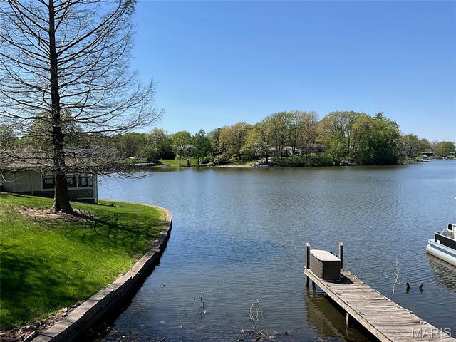 103 Branch Drive, Edwardsville, IL 62025