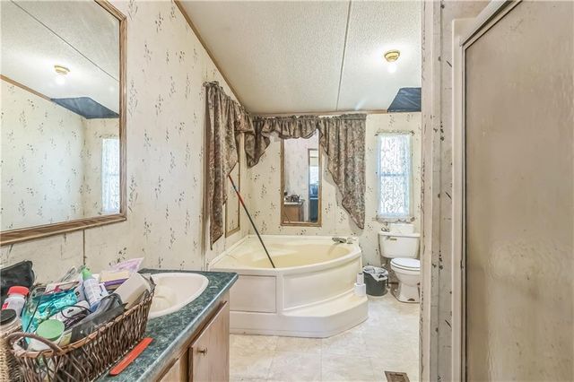 337 Valley View Drive, Byron, GA 31008