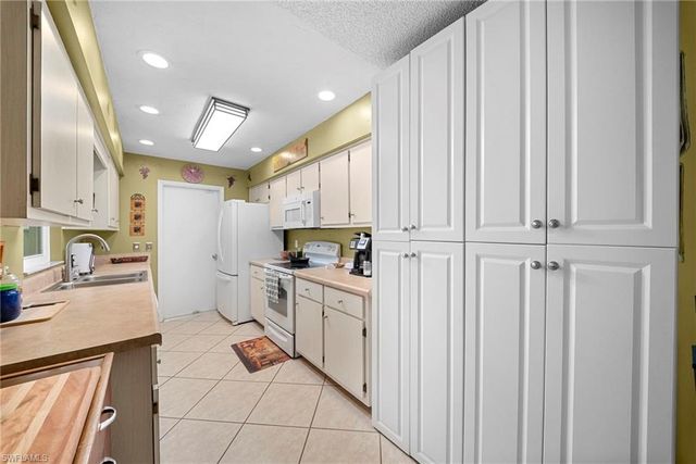 19016 Murcott DR E, Fort Myers, FL 33967