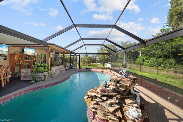 19016 Murcott DR E, Fort Myers, FL 33967